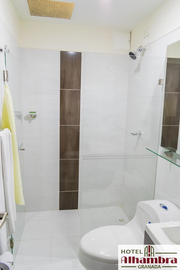 Hotel Alhambra Torre B Granada  Ngoại thất bức ảnh