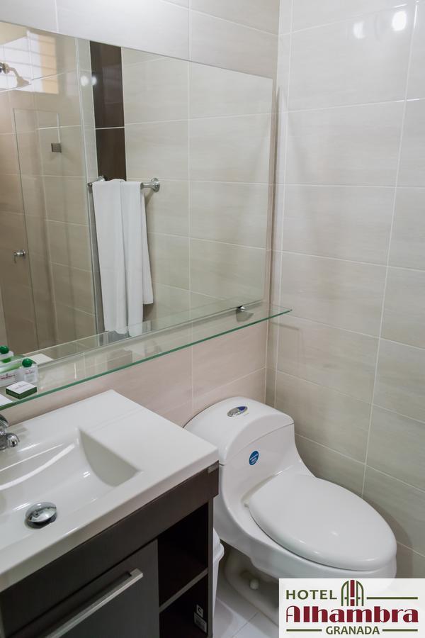 Hotel Alhambra Torre B Granada  Ngoại thất bức ảnh
